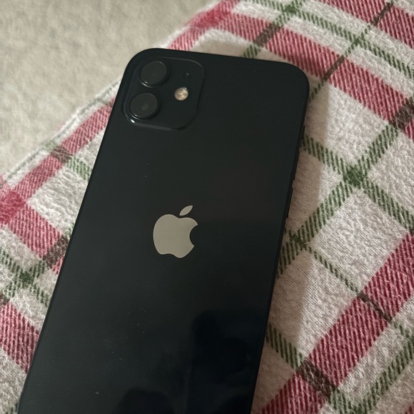 iPhone 12 64 GB - Picture 3 of 3